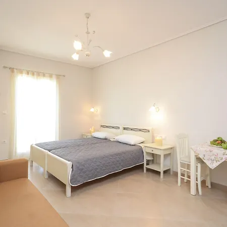 Perla 2* Agios Prokopios (Naxos)