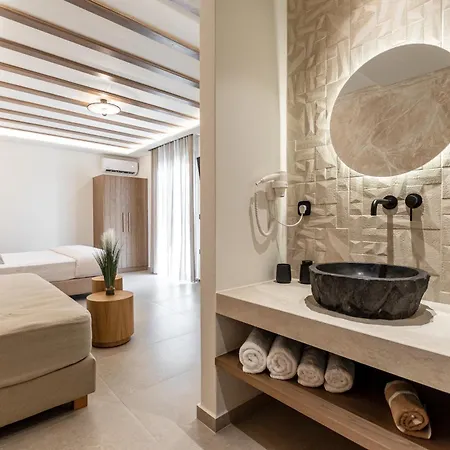 Perla Aparthotel 2*