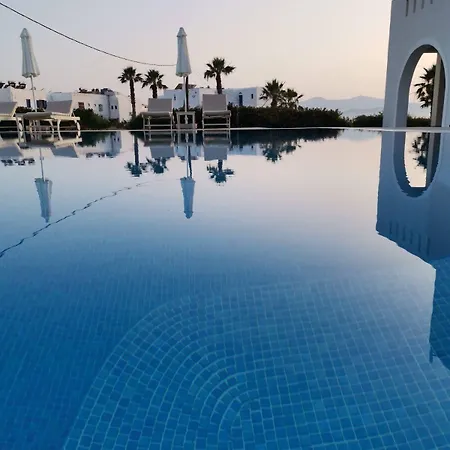 Perla Aparthotel Agios Prokopios (Naxos)